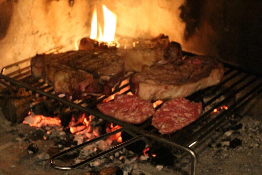 Certine Agriturismo Asciano Bagian luar foto