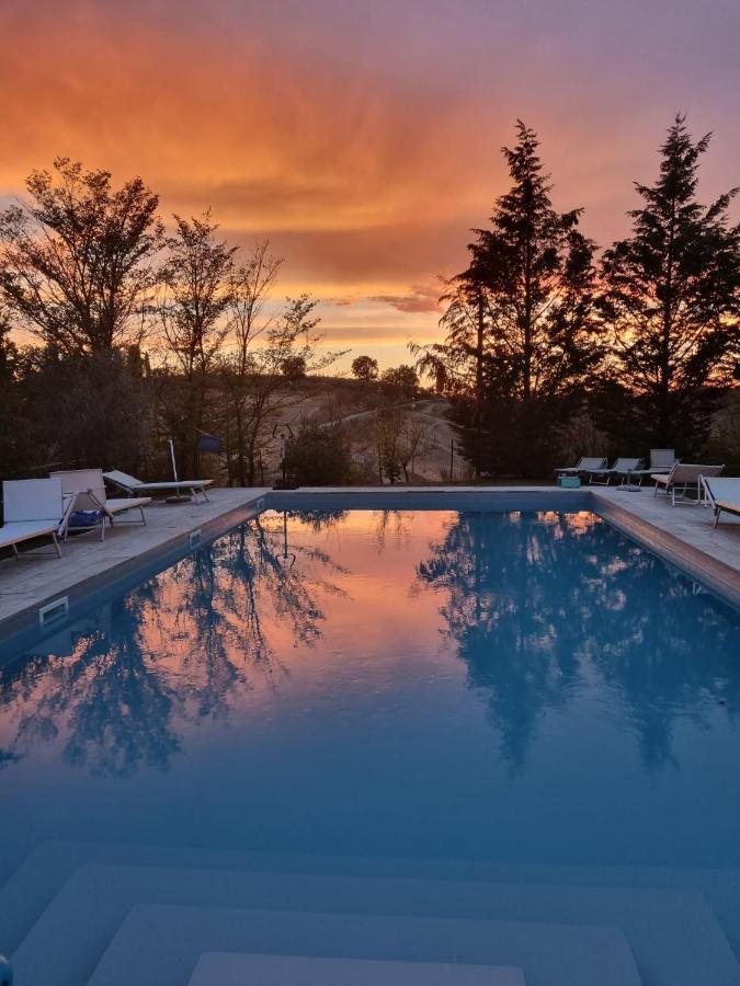 Certine Agriturismo Asciano Bagian luar foto