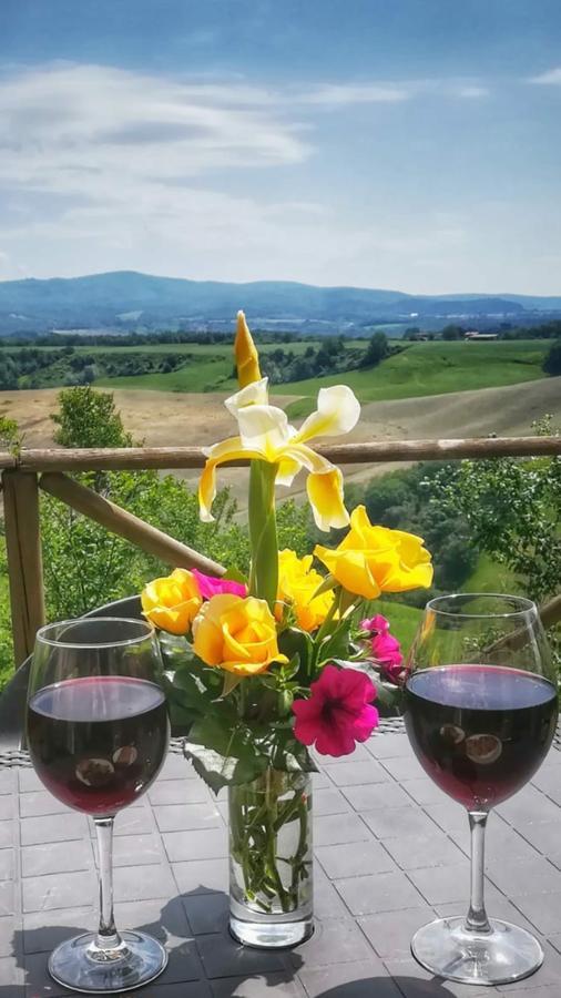 Certine Agriturismo Asciano Bagian luar foto